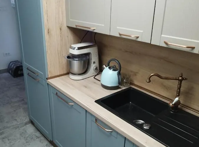 Antica With Yard & Bbq 斯普利特