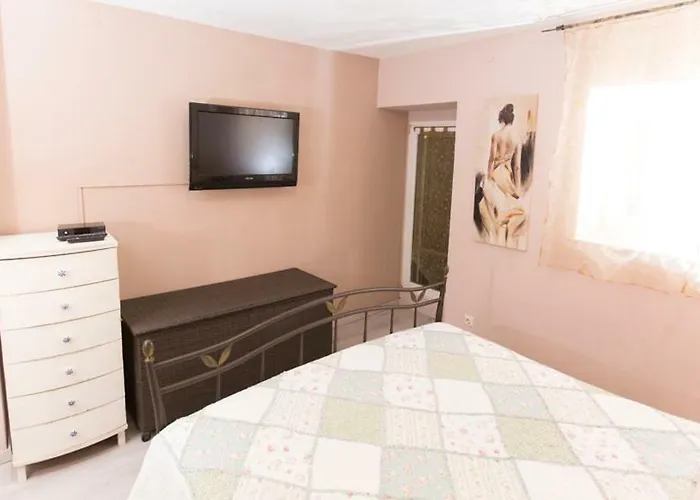 公寓 Antica With Yard & Bbq