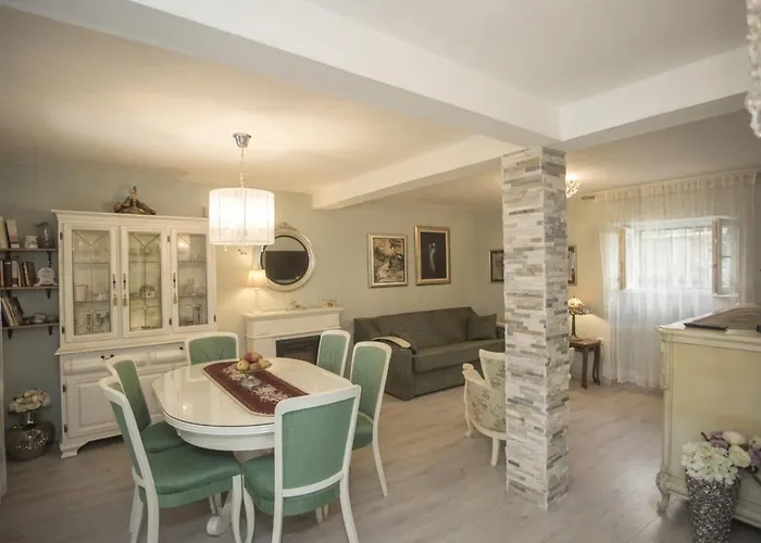 Antica With Yard & Bbq * 斯普利特