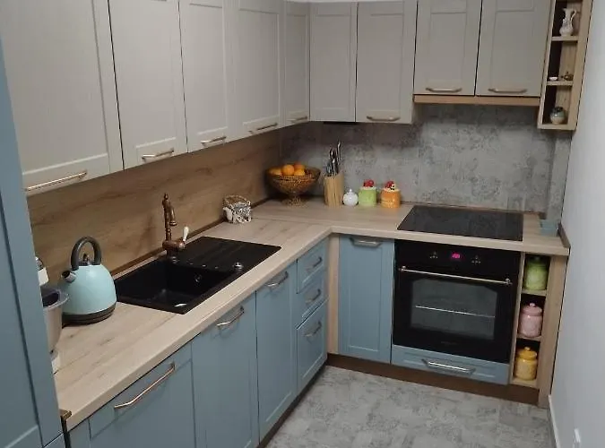 Antica With Yard & Bbq Apartment