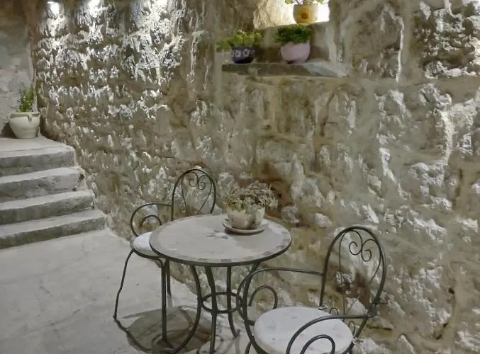 Apartment Antica With Yard & Bbq *